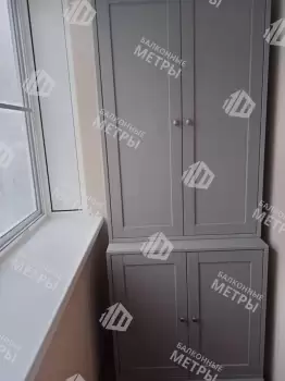 Отделка балкона с холодным остеклением Provedal и выносом остекления