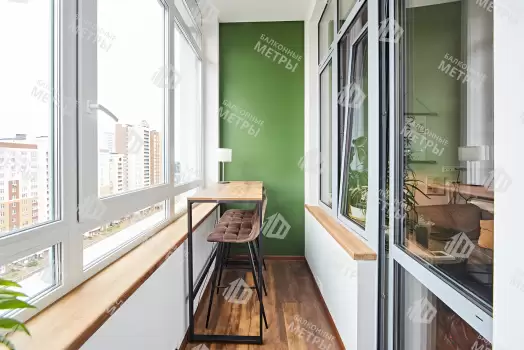 Дизайнерская отделка балкона гипсокартоном с утеплением и остеклением