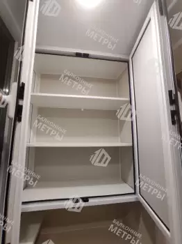 Установка на балконе трёх шкафов Установка на балконе трёх шкафов